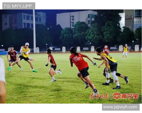 武汉飞盘队比赛经验分享聚焦飞盘运动的成长与挑战 武汉飞盘队比赛经验分享聚焦飞盘运动的成长与挑战