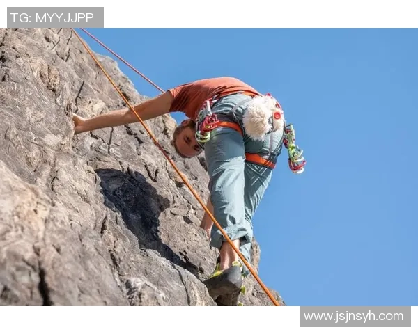 深入分析杭州攀岩队防守战术及其在比赛中的应用技巧 深入分析杭州攀岩队防守战术及其在比赛中的应用技巧