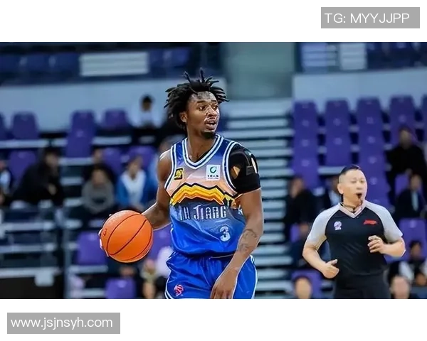 哈雷尔在对阵灰熊的比赛中展现出色表现助力球队争胜