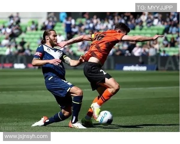 帕德伯恩与圣保利的激烈对决揭示德乙联赛新动态与战术博弈